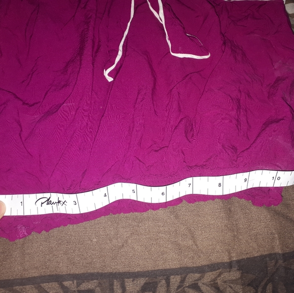 Cute, hot pink crop top with bow - Picture 5 of 6